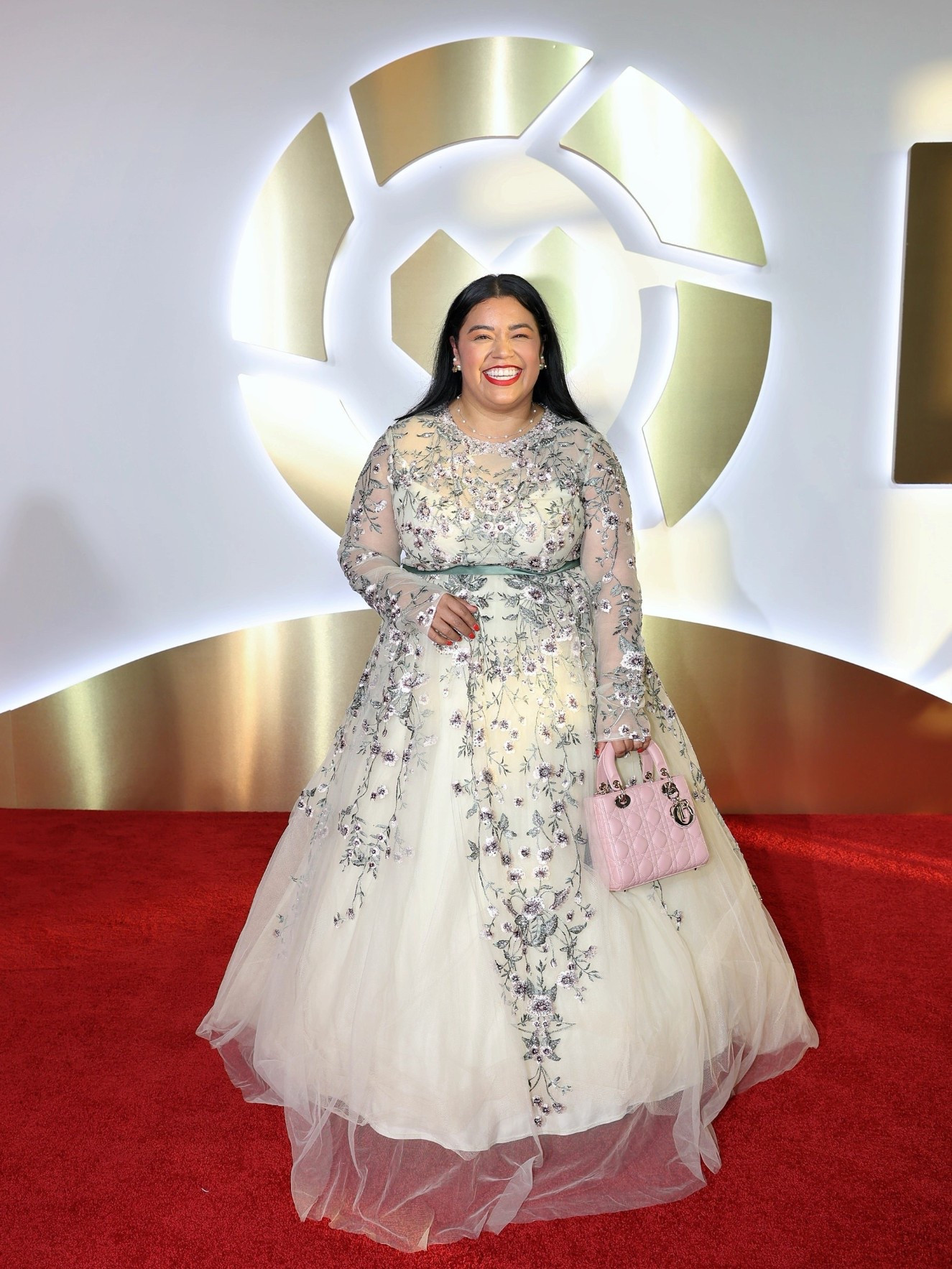 ✨ Tonight’s look for the LTK Awards ✨ 

My Mac Duggal dress is in a size 16. I would say it’s true to size. 

My liquid lipstick stayed all night and it’s #1 from Sephora. 

Smiles and Pearls, formal dress, black tie, Mac Duggal, plus size formal dress 

#LTKPlusSize #LTKCon #LTKMidsize