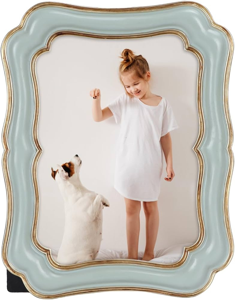 PHAREGE 5x7 Vintage Picture Frame Green Gold, Ornate Antique Picture Frame for 5x7 Photo, Retro P... | Amazon (US)