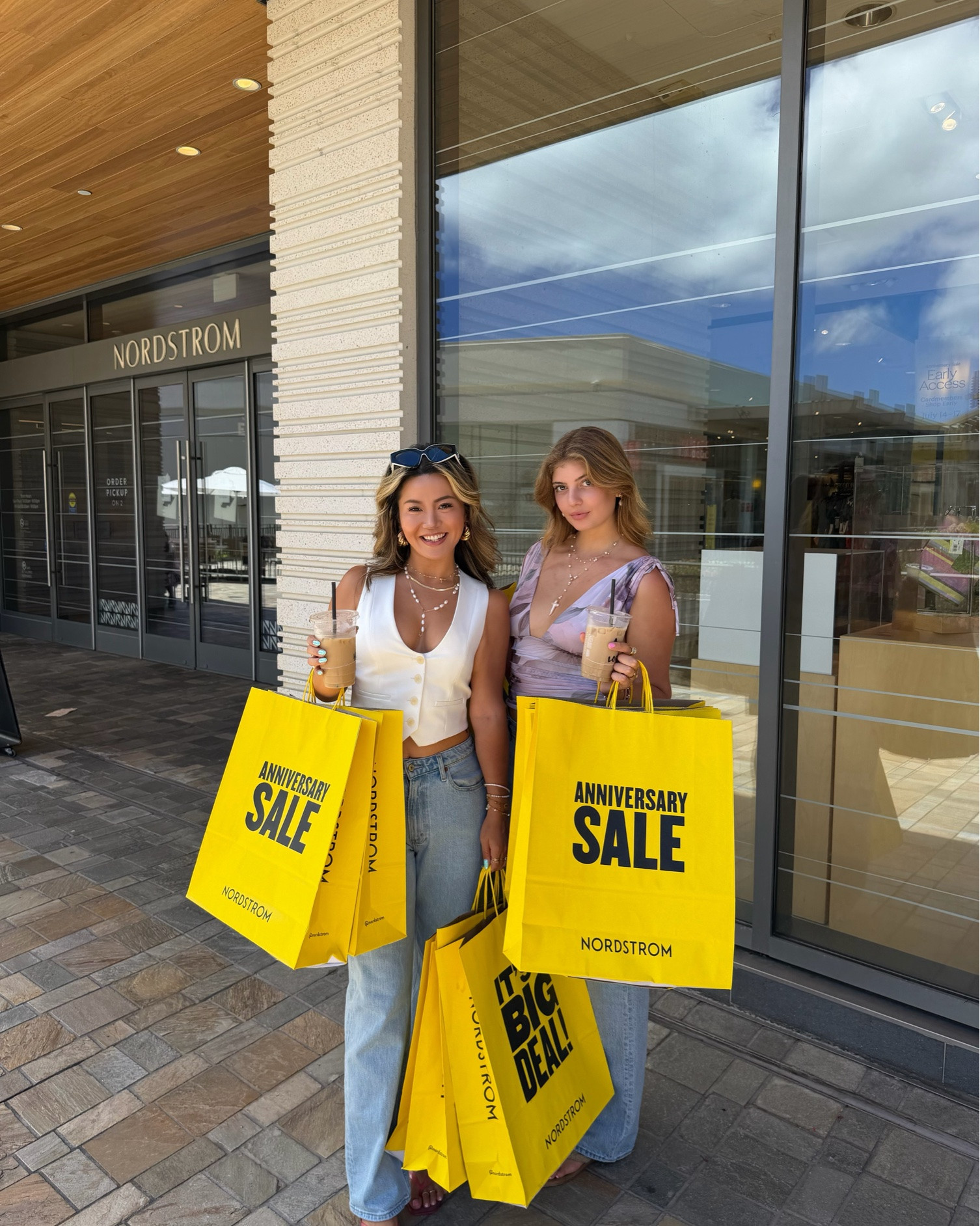 Nordstrom anniversary sale

#LTKdayinmylife #LTKgrwm #LTKActive