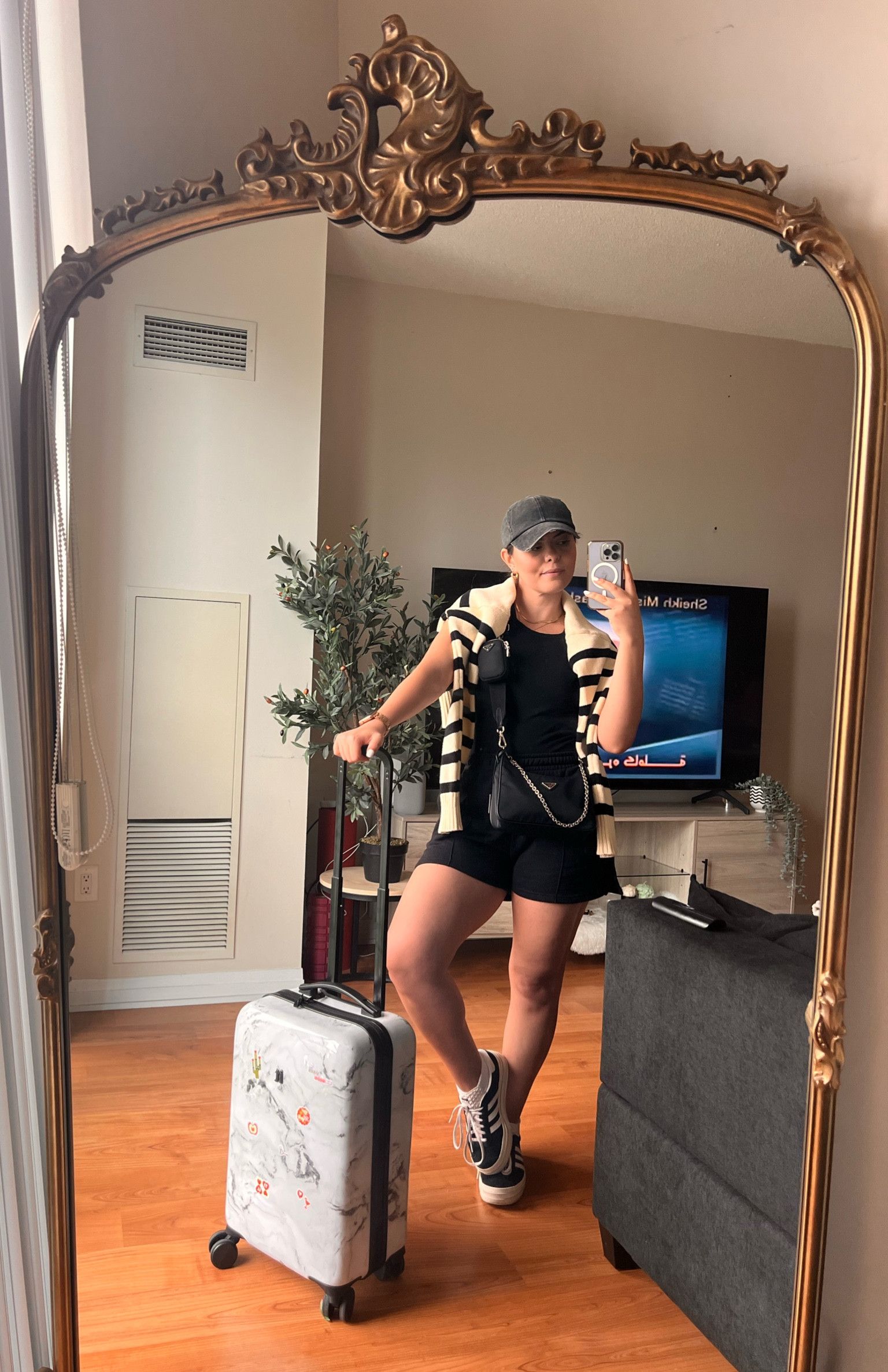Comfy travel fit! #travel #ootd #summeroutfit

#LTKsummer #LTKstyletip #LTKtravel