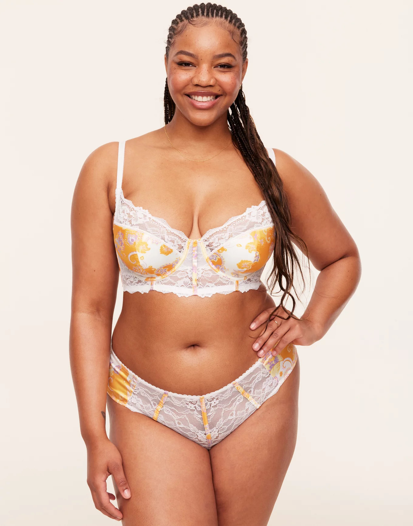 Svana Contour Plus | Adore Me
