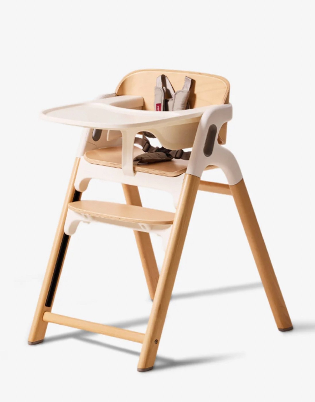 Momcozy highchair :) 