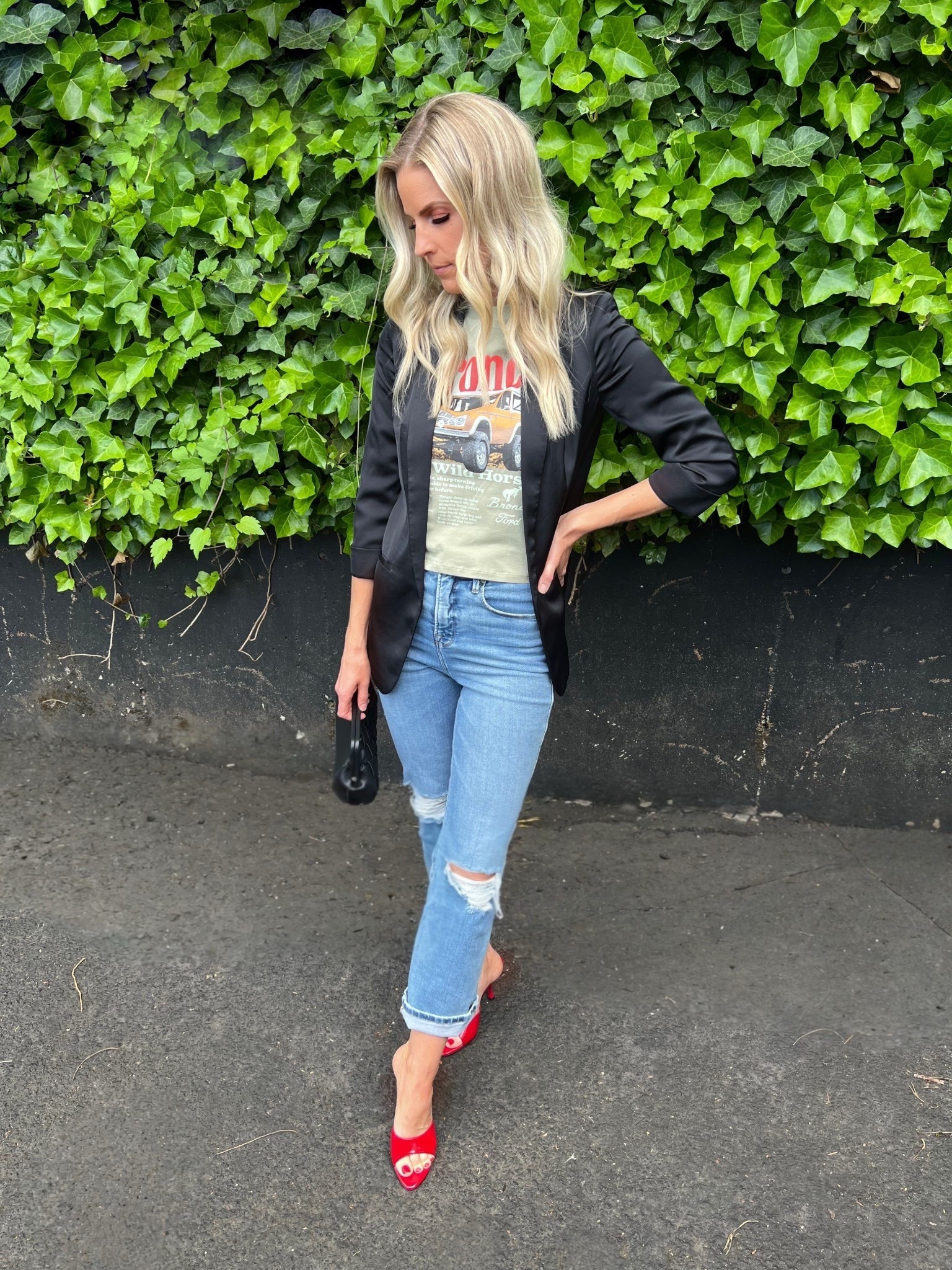 Date night outfit inspo 🖤!!!

#blazer #satin #graphic #tee #crop #jeans #denim #black #good #american #red #mules #heels #kitten #clutch #purse #waffle #woven #bag #date #night #game #casual #outfit #inspo #ideas #party #parties #spring #summer #casual #red #purse #hand #bag 

#LTKOver40 #LTKTall