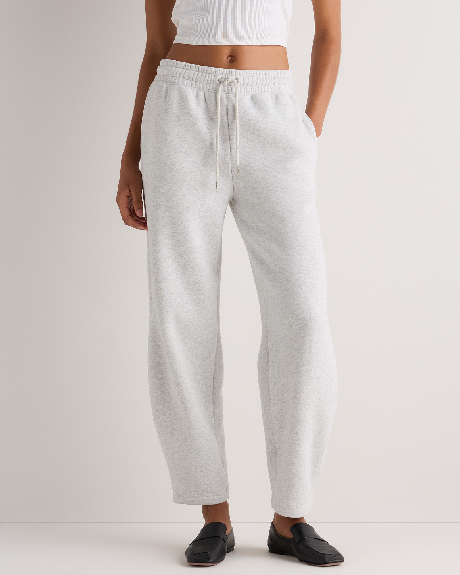 Quince | Women's Everyday Fleece Barrel Sweatpants in Washed Deep Navy, Size XS, Organic Cotton | Quince