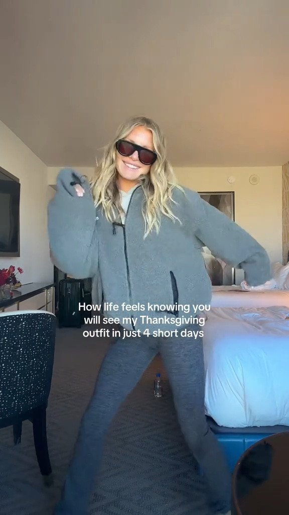 How life feels knowing you will see my Thanksgiving outfit in a couple days! Linking my fleece and affordable similars!

#LTKHoliday #LTKootd #LTKgrwm