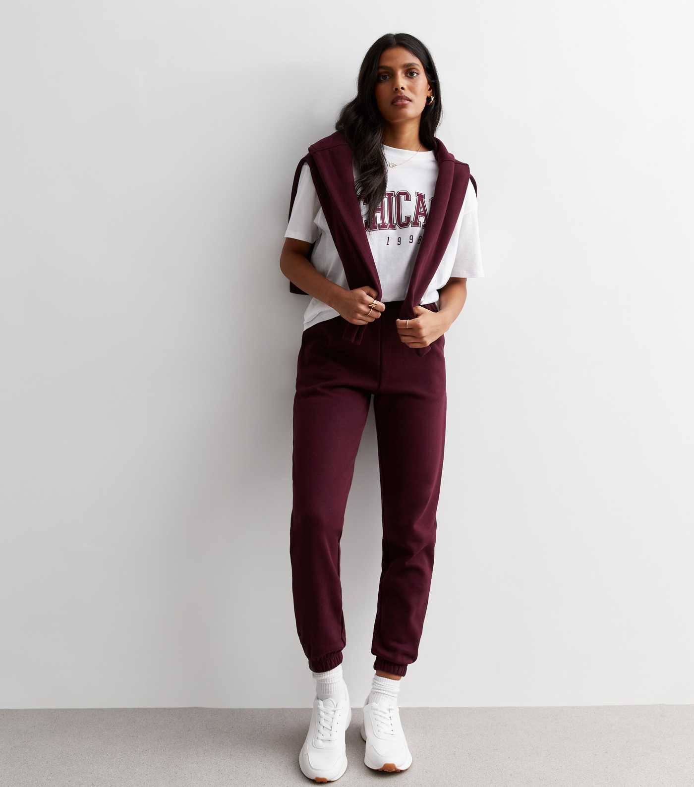 Burgundy Cuffed Joggers
						
						Add to Saved Items
						Remove from Saved Items | New Look (UK)