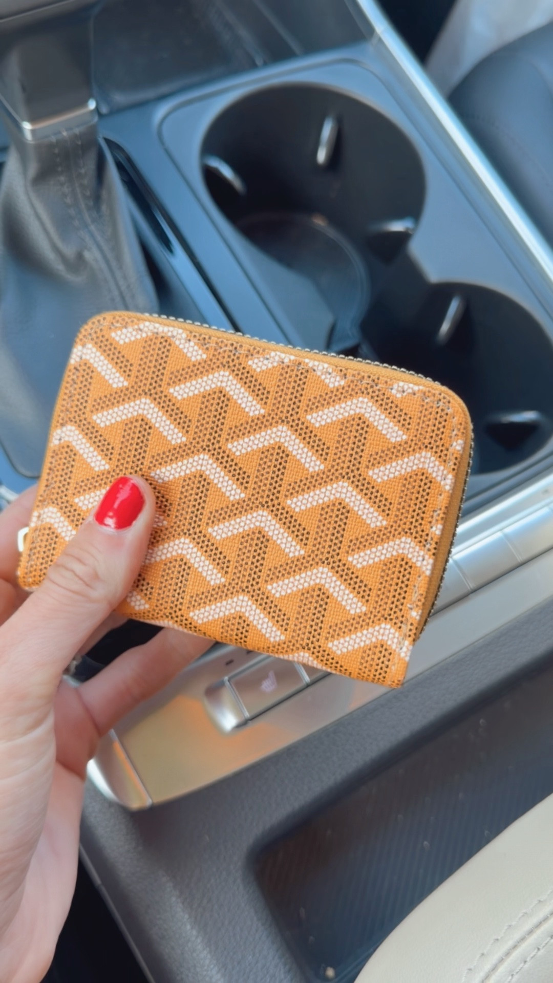 Such a good Amazon dupe!

#LTKmomlife #LTKootd #LTKdayinmylife