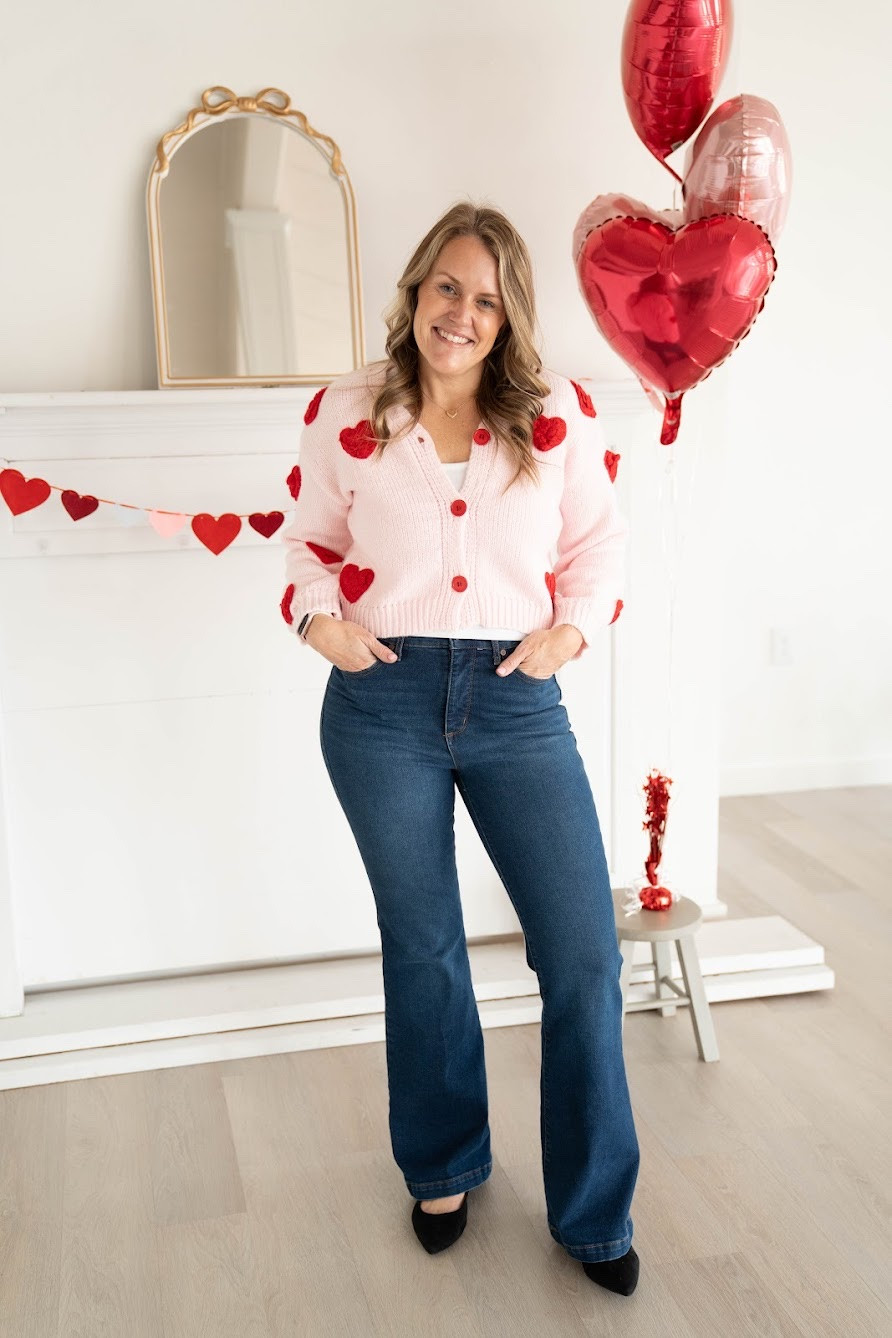 The cutest Valentine’s Day outfits!

Amazon fashion  winter fashion  jeans  casual outfit sweaters  cozy style  winter outfit  cardigan  mom outfit  trendy fashion   Galentine’s Day outfit 

#LTKootd #LTKmomlife #LTKgrwm