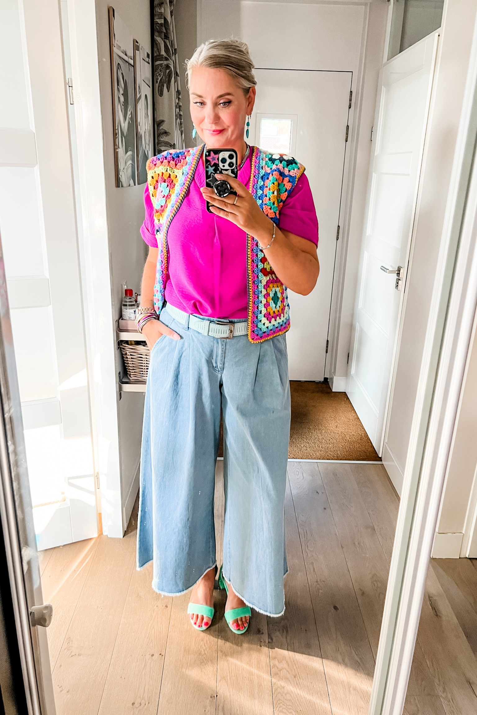 Ootd - Monday. Crochet vest is handmade and I found it on Vinted, cyclamen top is from last year (part of a set) and the denim culottes are from Bonprix (see August links on Instagram). Green suede sandals are old Manfield.



#LTKsummer #LTKworkwear #LTKeurope
