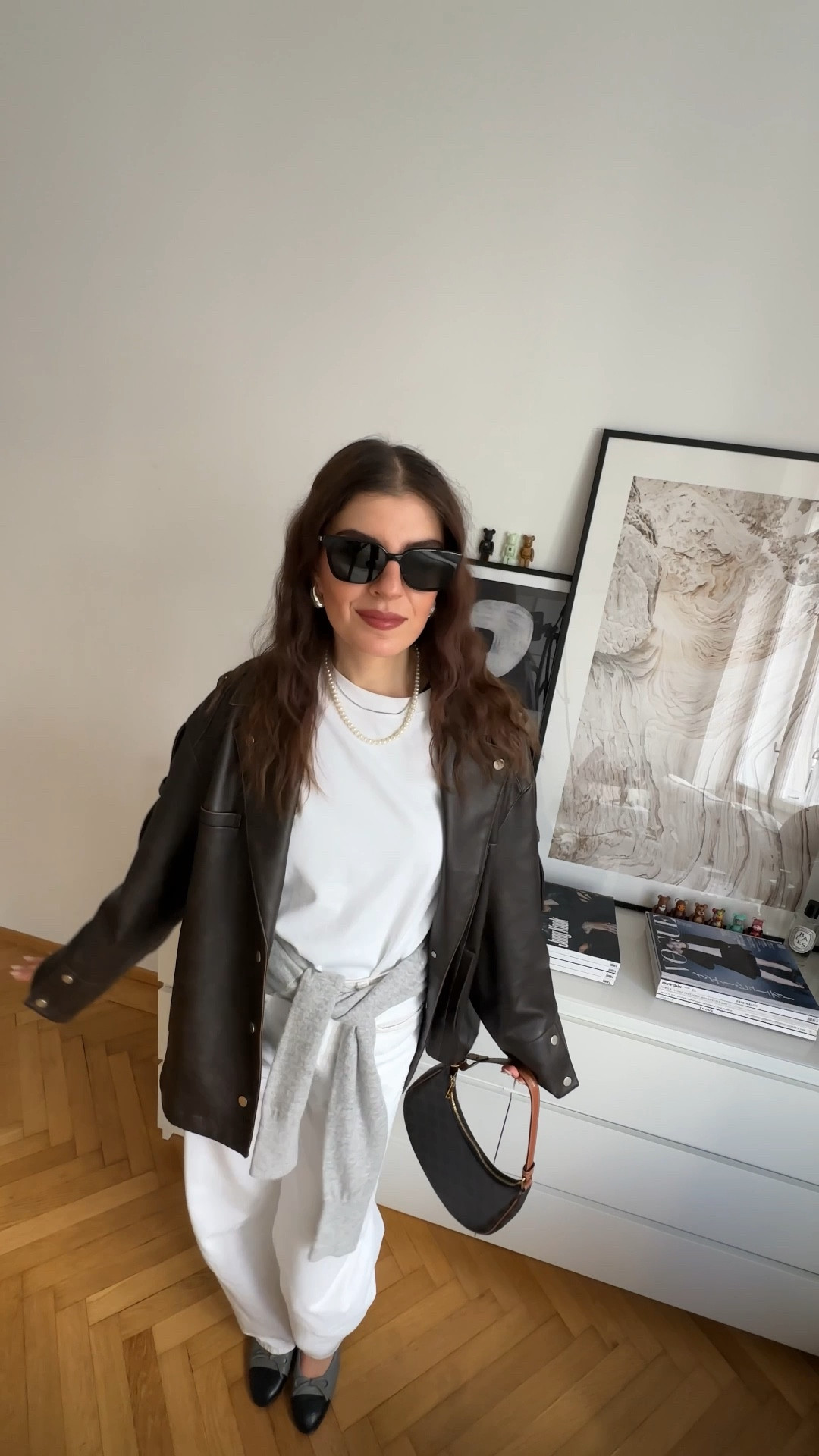 obsessed with this leather jacket 🤍

#LTKStyleTip #LTKItBag #LTKSeasonal