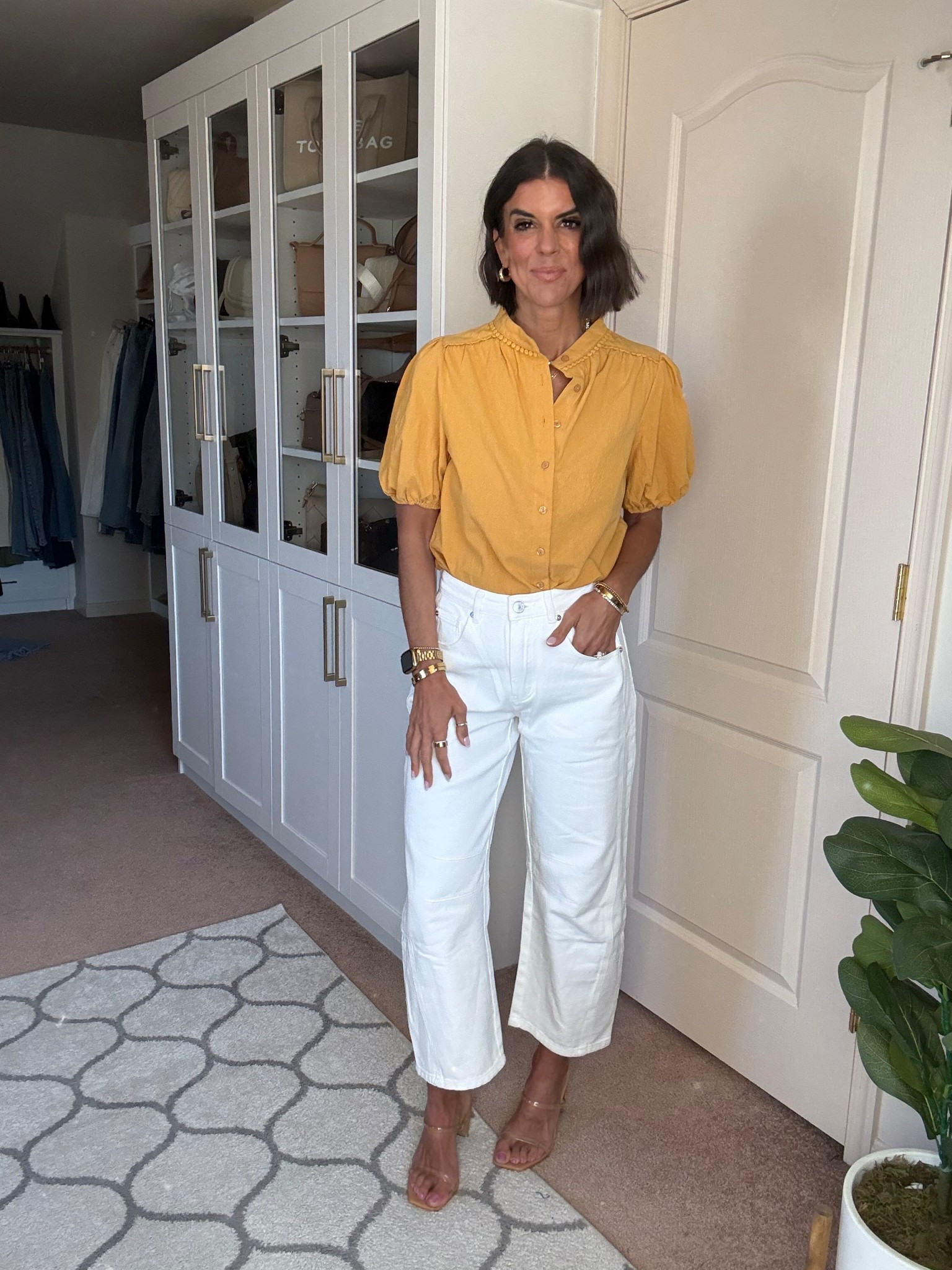 Size small in blouse Xs in jeans

#LTKSeasonal