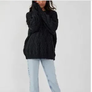 FREE PEOPLE Isla Cable Stitch Tunic Sweater  / Black Sweater NEW Oversize Cozy | Poshmark