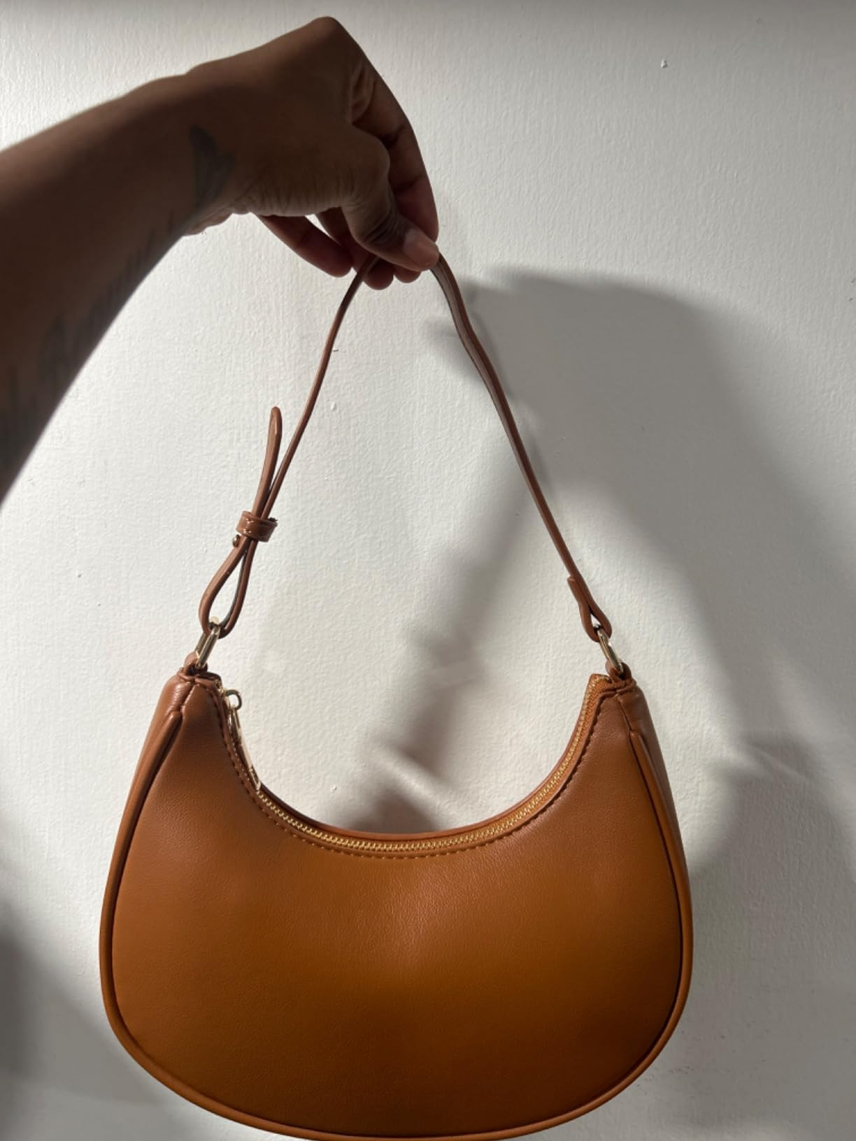 Barabum Retro Classic Hobo Clutch Shoulder Tote Clutch HandBag with Zipper Closure for Women | Amazon (US)