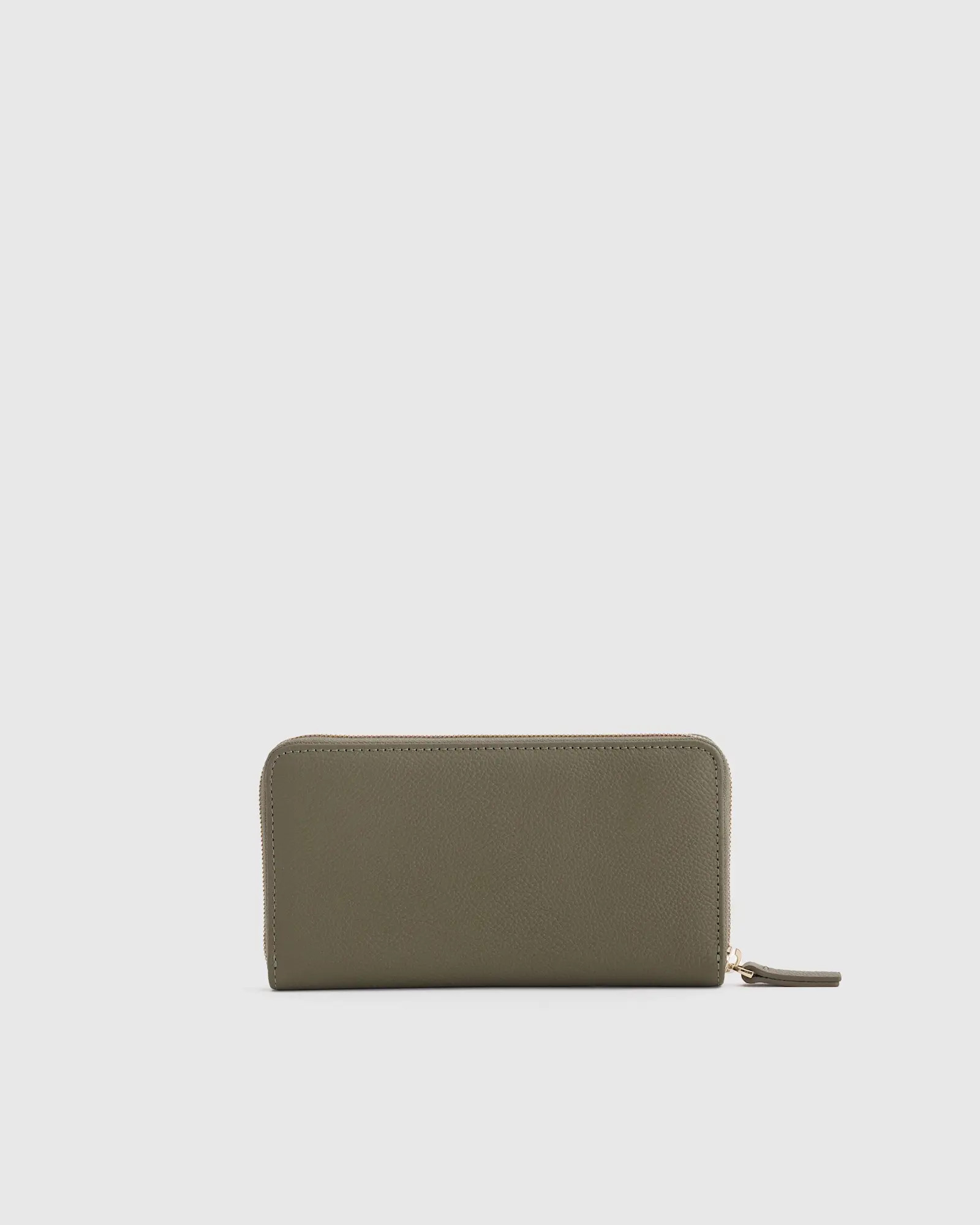Italian Pebbled Leather Continental Wallet | Quince