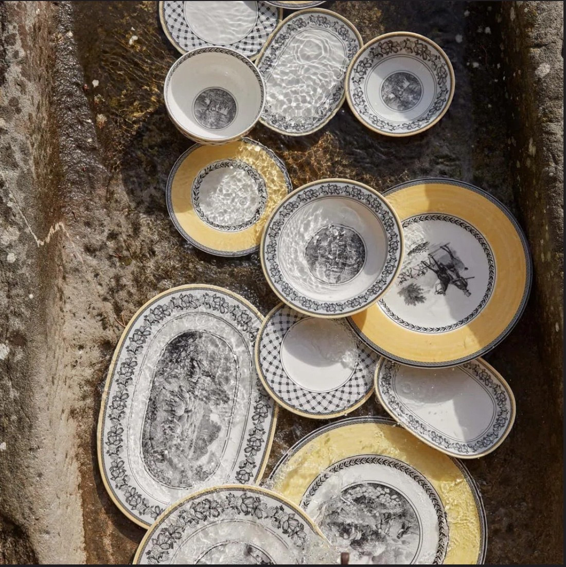 Summer dinner //
Formal dinner hosting 

#LTKHome