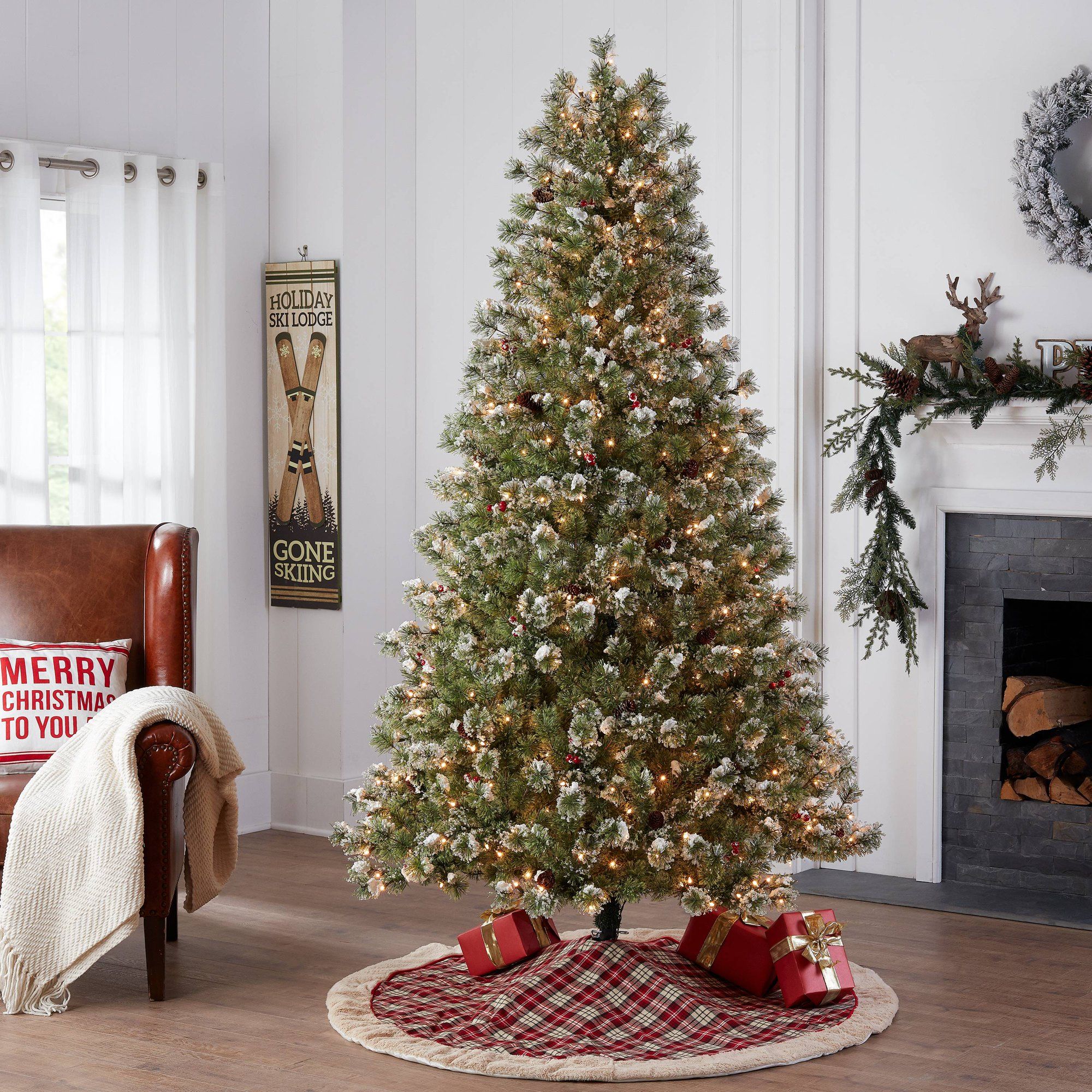 Holiday Time Pre-Lit Redland Spruce Artificial Christmas Tree, 7.5', Clear | Walmart (US)