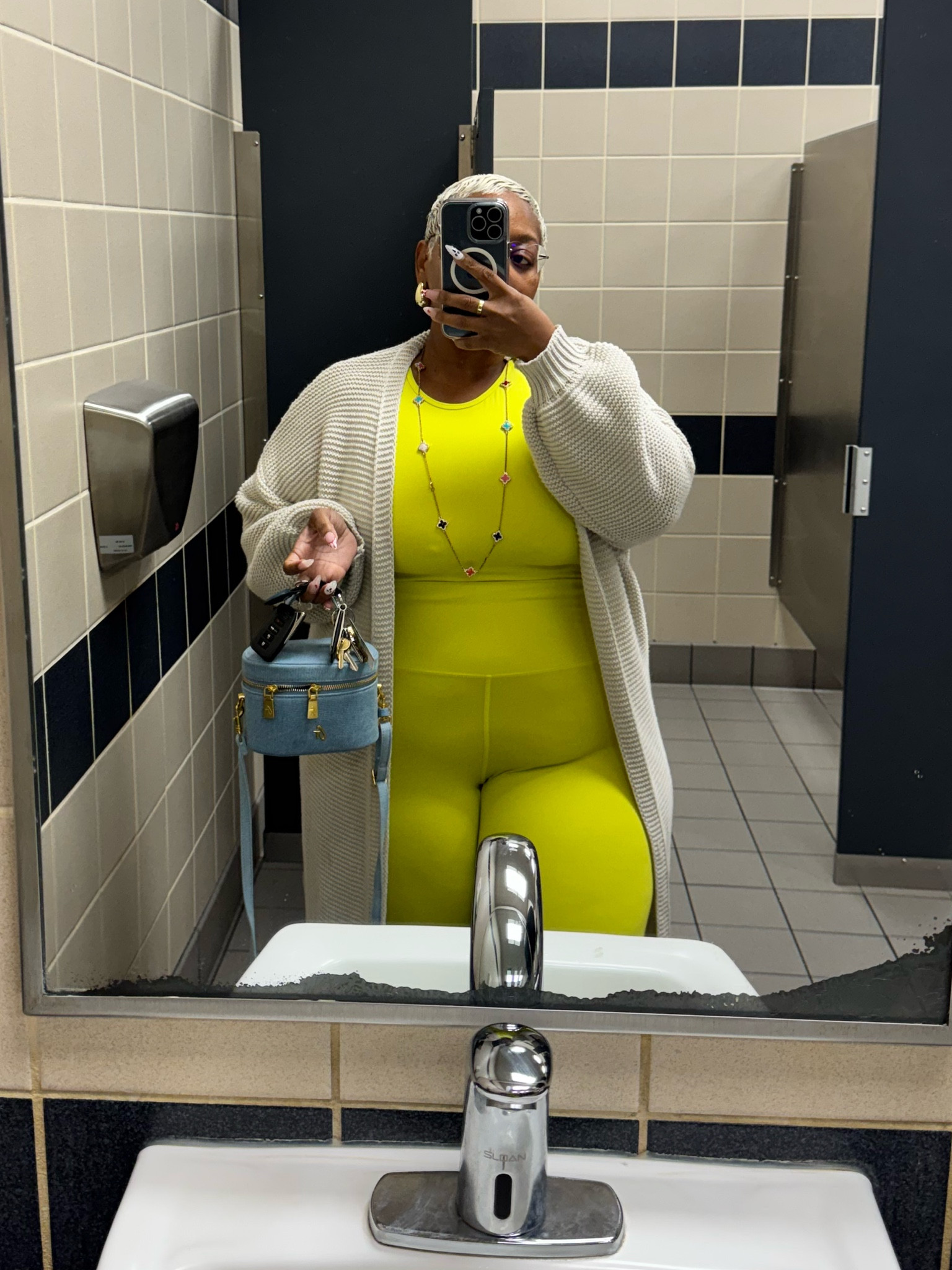 Road Trip Vibes ✨
Discount Code for FBF is VONDUNKTHAT 

#LTKPlusSize #LTKHoliday #LTKFitness