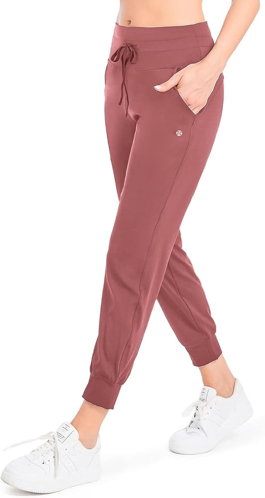 Women's Joggers Pants Lightweight Running Sweatpants with Pockets Athletic Tapered Casual Pants f... | Amazon (US)