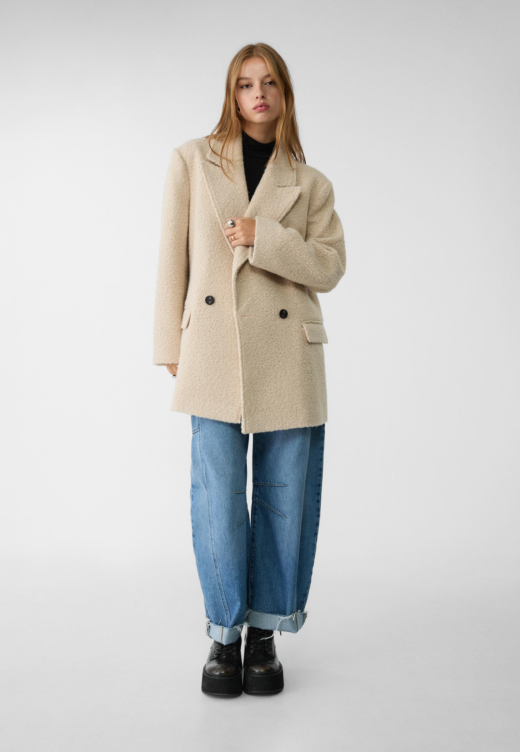 Short faux shearling coat | Stradivarius (UK)