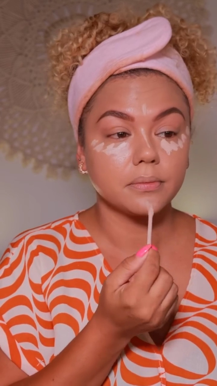 Let’s decide this once and for all!!! FOUNDATION FIRST OR EYES FIRST? 🥊🥊

Check out my LTK for a breakdown of all the products I used! (Link in my BIO) 

#ltkmakeuplook