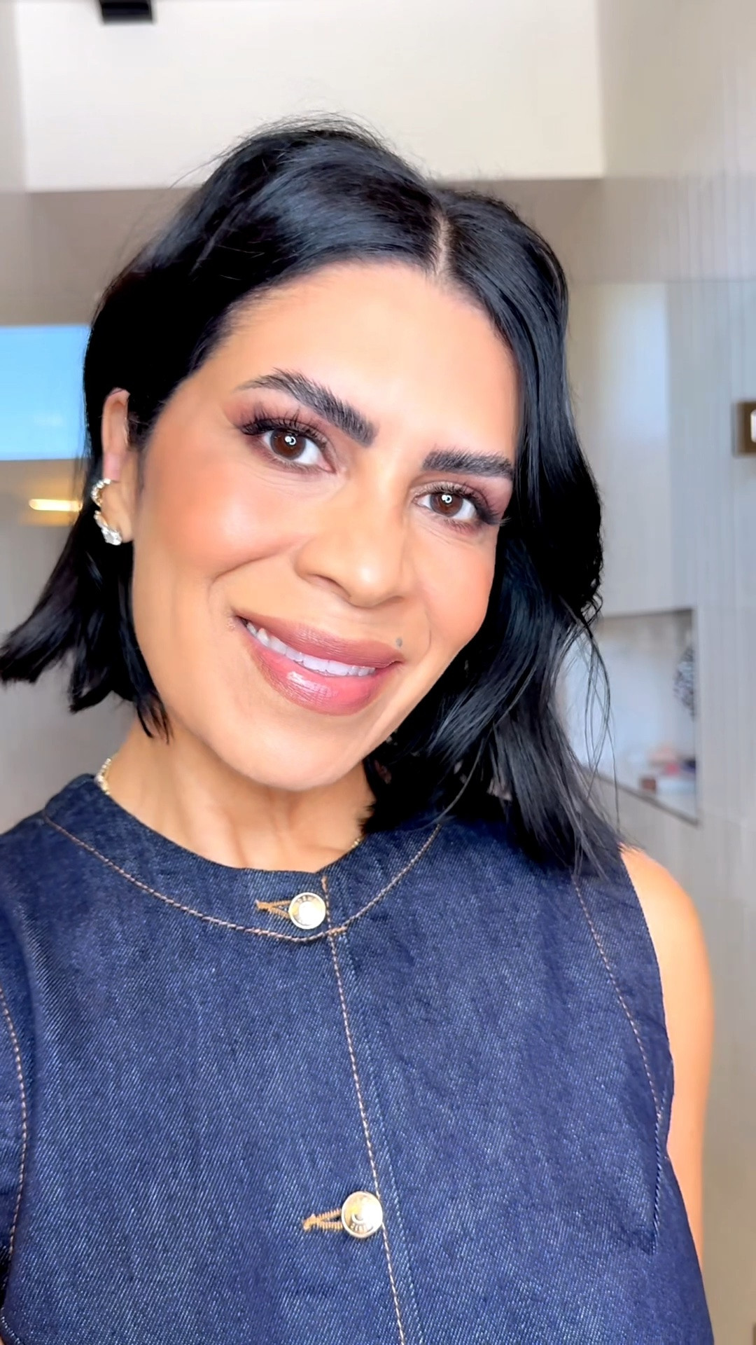 When something is on repeat around here… I must share!
Natasha Dedonas Luxe Glam Compact quad eyeshadow in ROSY..
What you get:
2 highly pigmented matte shades 
2 highly pigmented shimmer shades
Such a beautiful quad…

#LTKootd #LTKOver40 #LTKBeauty