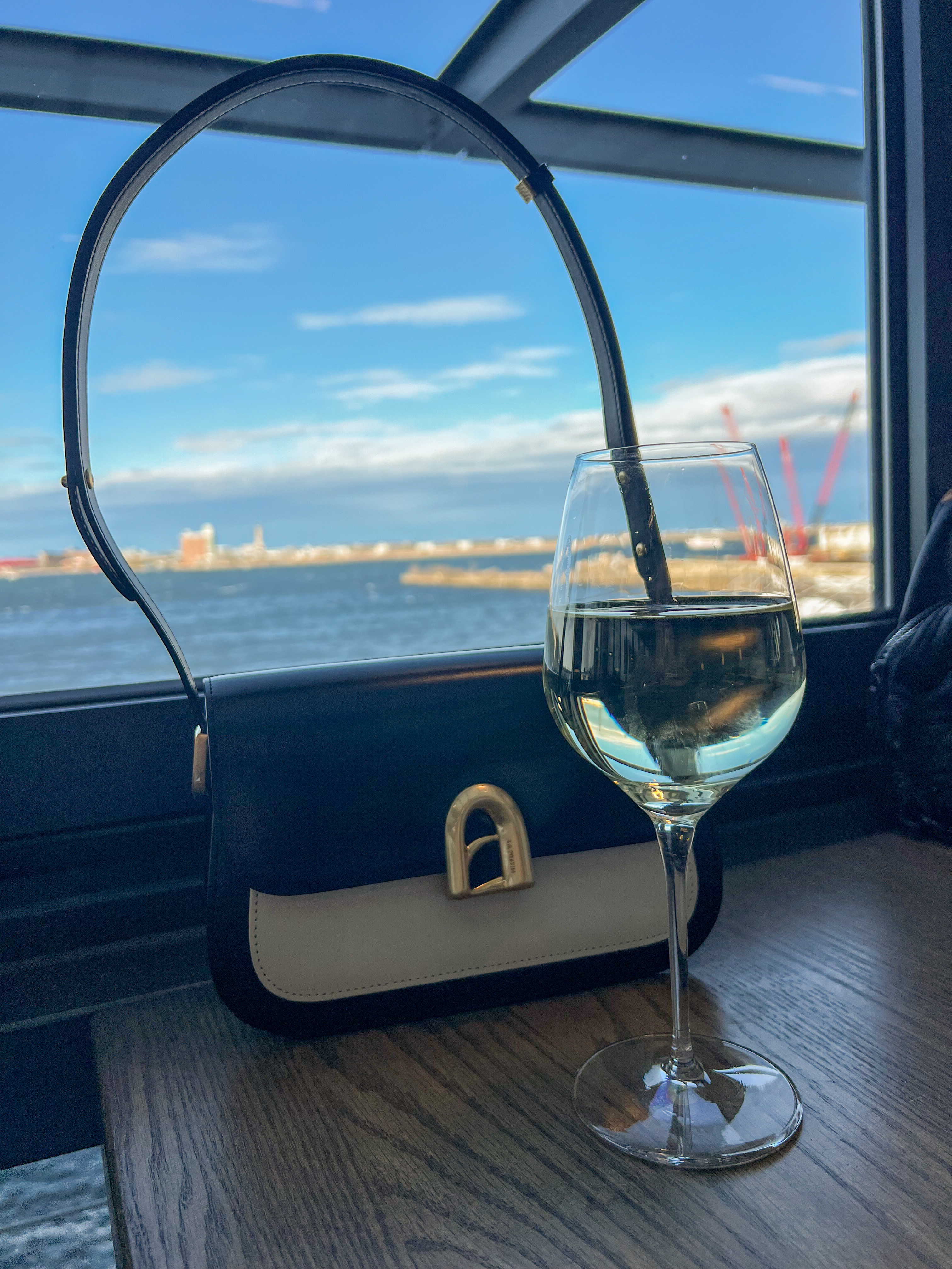 Designer dupe handbag, Amazon handbag, trendy handbag 

#LTKStyleTip #LTKSaleAlert #LTKItBag