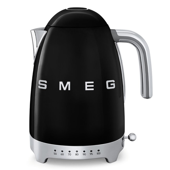 Smeg Variable Temperature Kettle 3D Logo | Williams-Sonoma