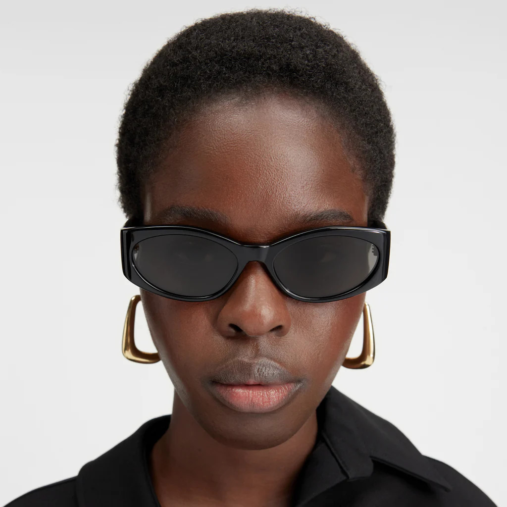 Ovalo Oval Sunglasses in Black by Jacquemus | Linda Farrow