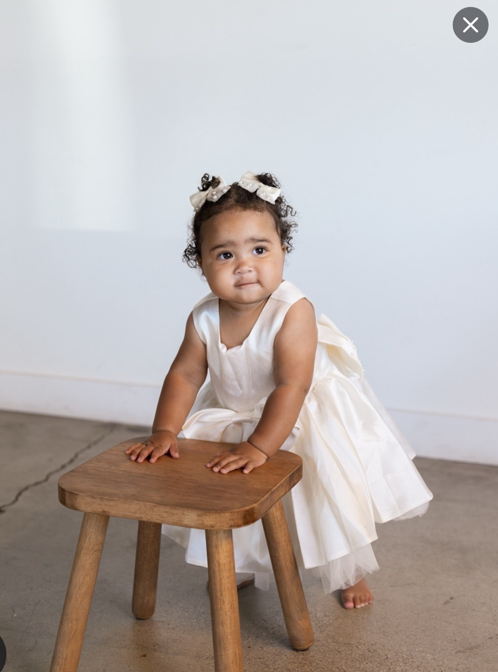 My baby girls first birthday photoshoot 🤍

#LTKKids #LTKBaby #LTKWedding