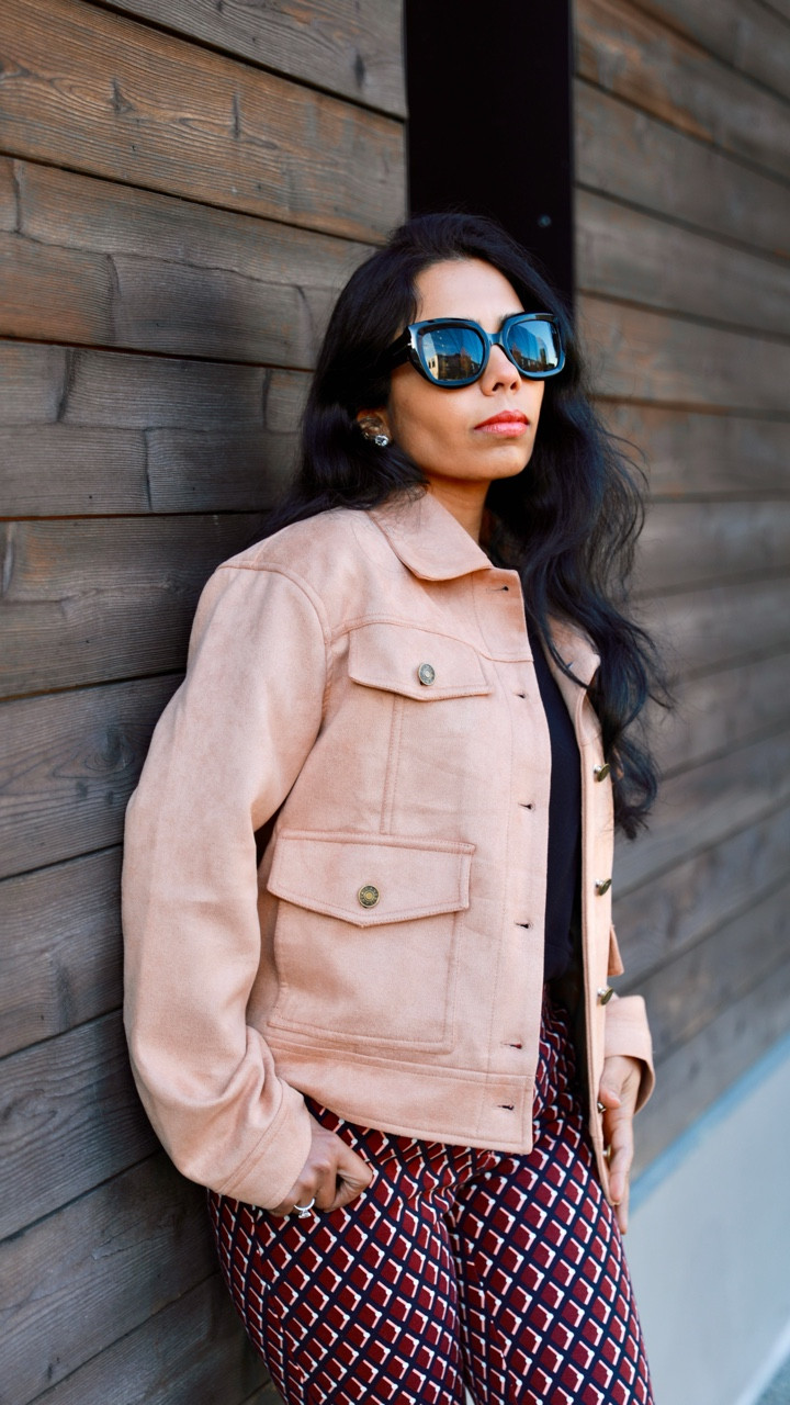 Effortlessly chic and cozy — this faux suede shacket bomber is my go-to fall-to-winter layer. Functional pockets, timeless style, and all the comfort.
Link shared below for your quick access. 👇

https://www.amazon.com/dp/B0FQBPCR87?th=1&psc=1
.
🎥 @eyebehindthecamera 
.
.
#ootd 
#winterstyle 
#bomberjacket 
#womenfashionstyle 
#ethnique_enigma

#LTKootd #LTKSeasonal #LTKgrwm