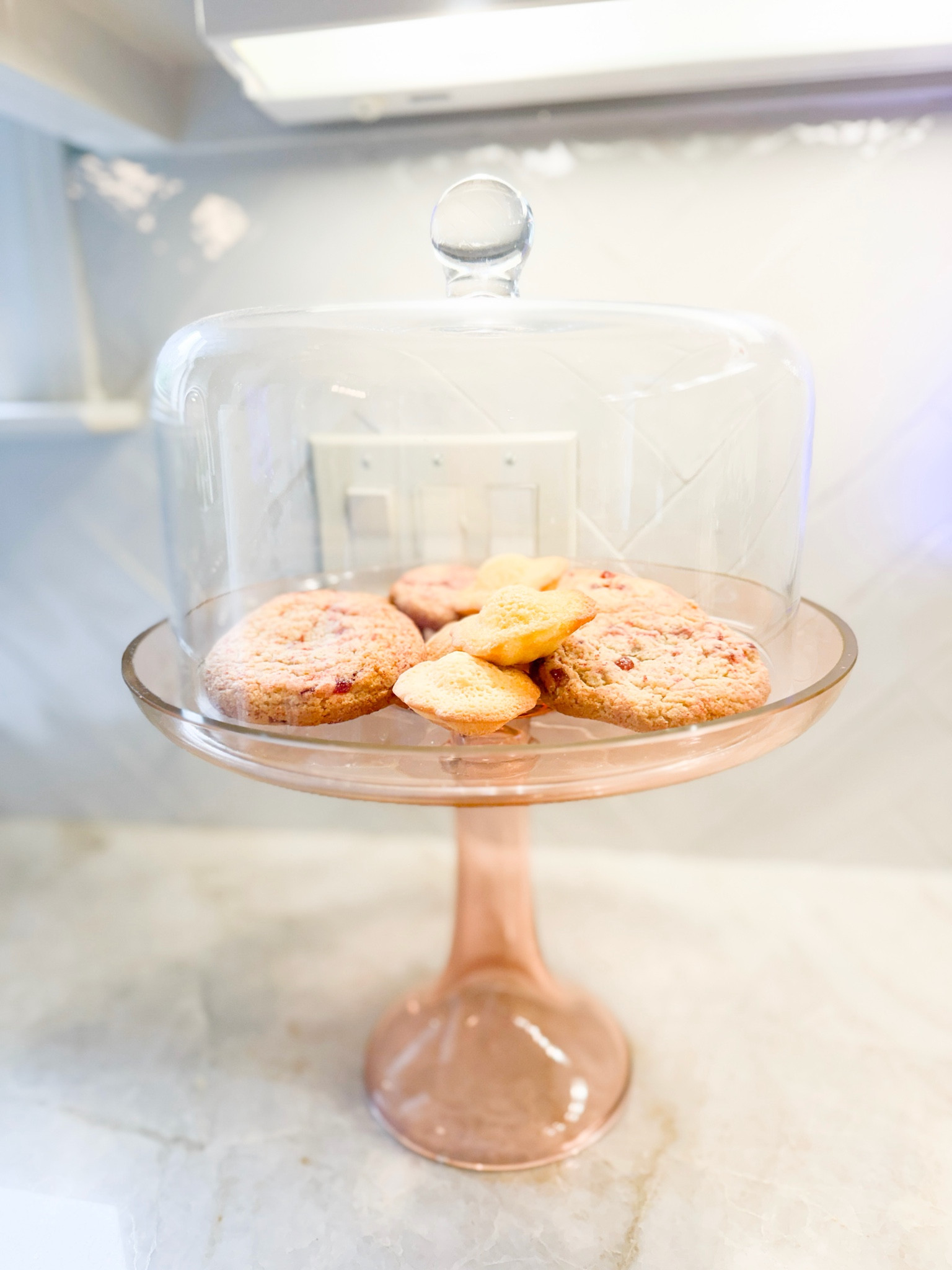 One of my mom’s favorite gifts! These glass cake stands come in several colors. 