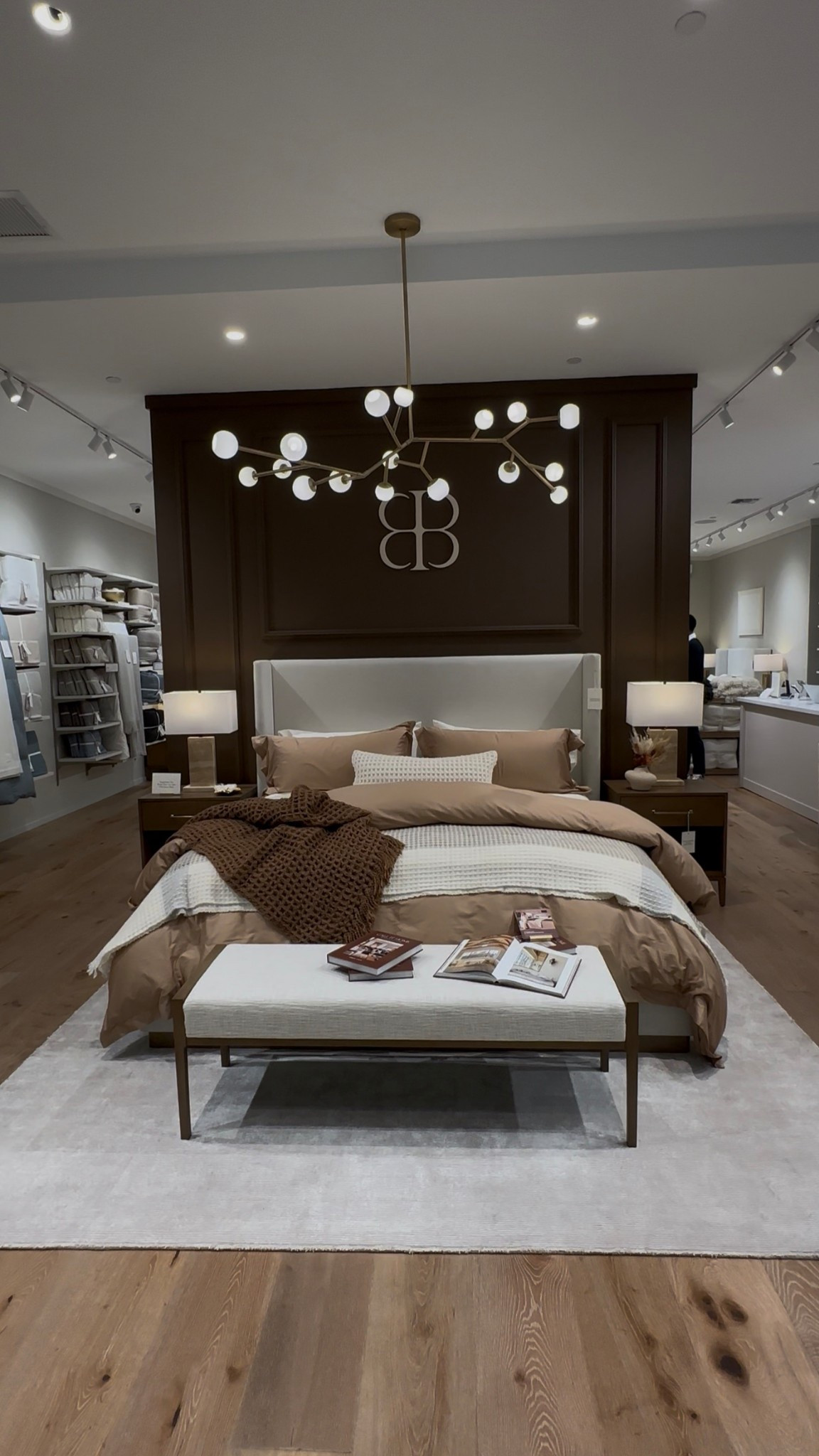 The dreamiest bedding EVER!!! Boll and Branch has the softest sheets! They get better with every wash! Incredible quality and the upgrade you need!!! Put money into something you use DAILY! Your sleep is so important and these sheets will be your new fav! #home #LTKhome

#LTKBeauty #LTKStyleTip #LTKFamily