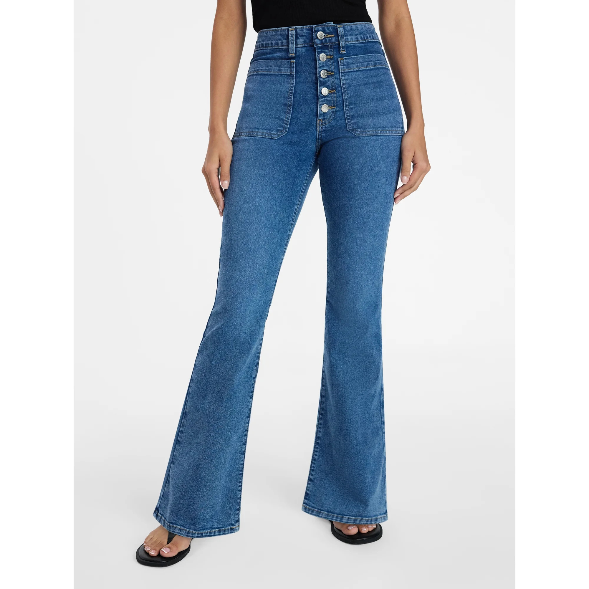 Time and Tru Women's Patch Pocket Flare Jeans, 31" Inseam, Sizes 0-22, 0L-22L | Walmart (US)