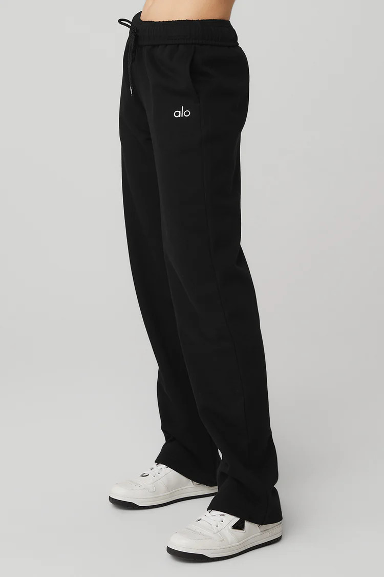 Accolade Straight Leg Sweatpant | Alo Yoga (US)