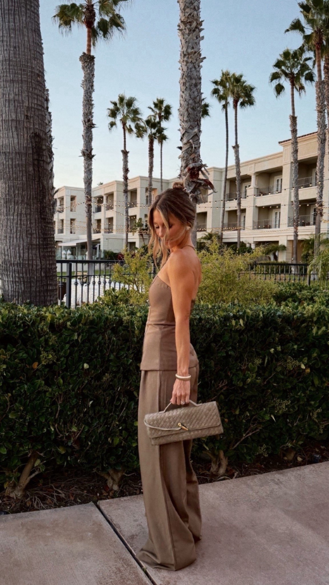 Gorgeous strapless top and matching pants from revolve. Size XS. 

#LTKFindsUnder100 #LTKTravel #LTKSaleAlert