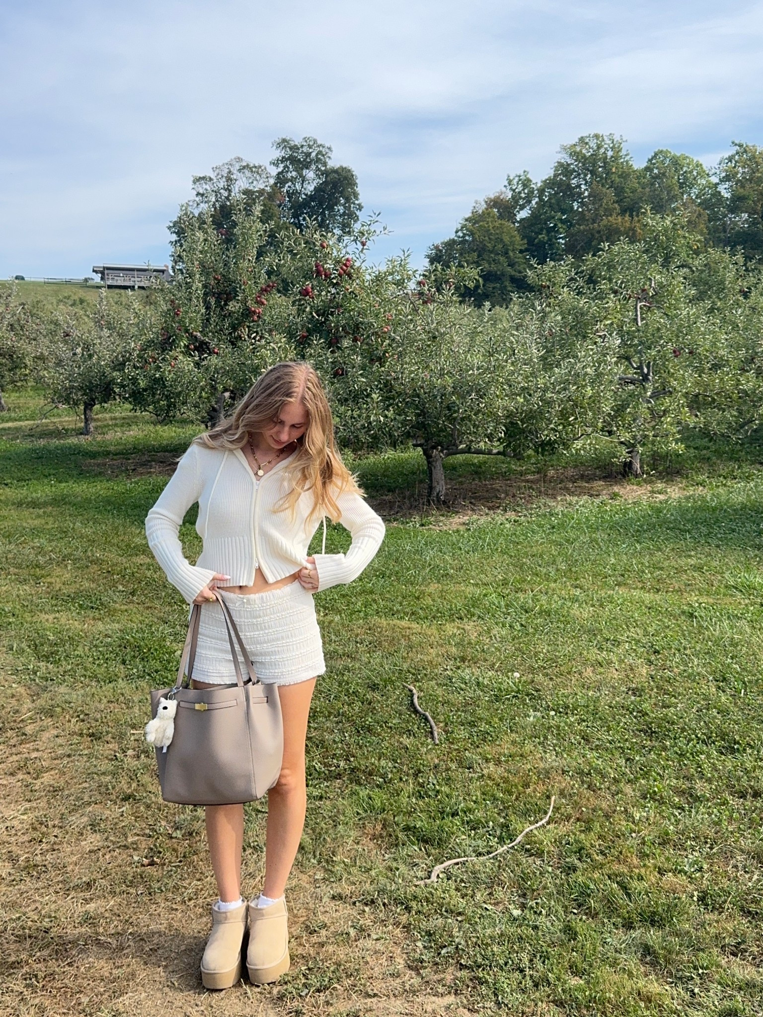 Fall festivities ootd 🍂🧸☕️

#fallootd #fallpinterestoutfit #pinterestoutfit

#LTKBeauty #LTKStyleTip