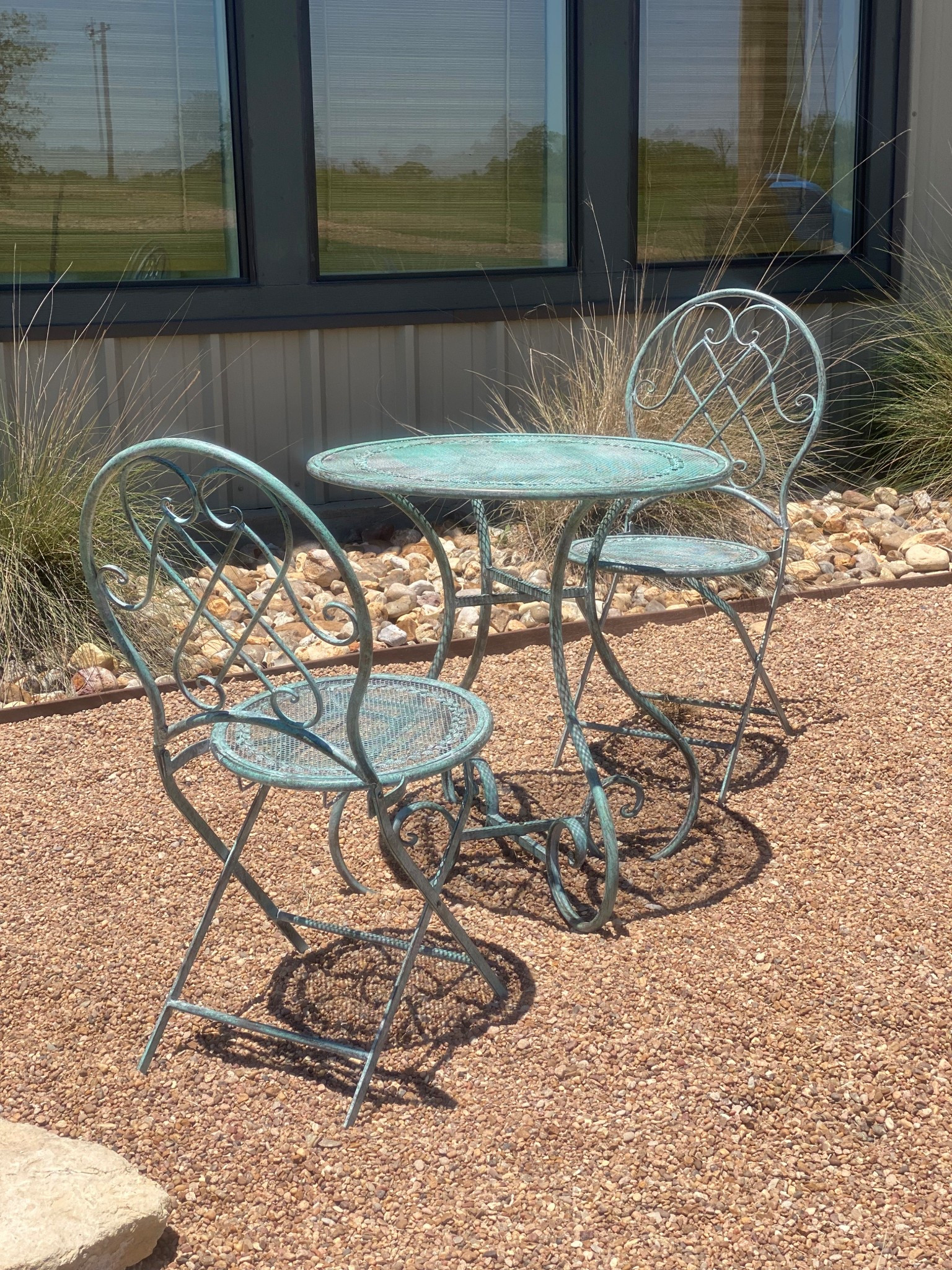 Antique inspired 3 piece bistro set - affordable way to elevate your landscaping! 


#LTKU #LTKHome #LTKSeasonal