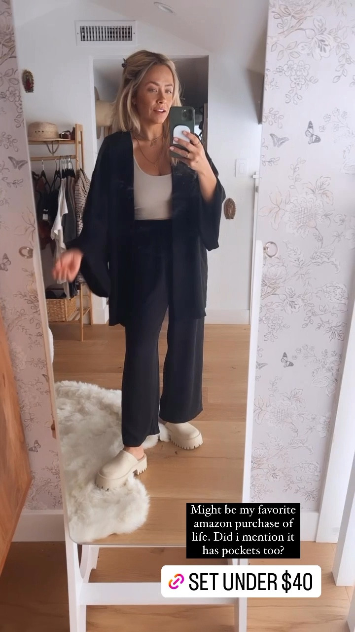 This Amazon set for under $40!!!!! I have it in 3 colors and it’s so comfy and light weight and versatile! 

#LTKfindsunder50 #LTKstyletip #LTKworkwear