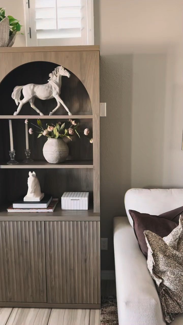 Doing what I love most, organizing and decorating! This arched bookshelf from @sicotas is perfect to decorate and to store anything you aren’t wanting to display with the generous amount of space in the cabinet. 

@sicotas offers a beautiful collection of cabinets, sideboards and bookshelves that are sturdy, great quality, stylish and so affordable! 
You can find the link in my stories and bio for this one.

#sicotas #furniture #amazonhome #bookshelf #bookshelfdecor