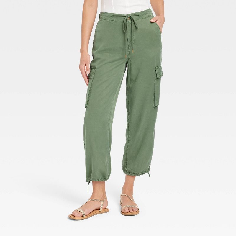 Women's High-Rise Casual Fit Soft Cargo Pants - Universal Thread™ | Target