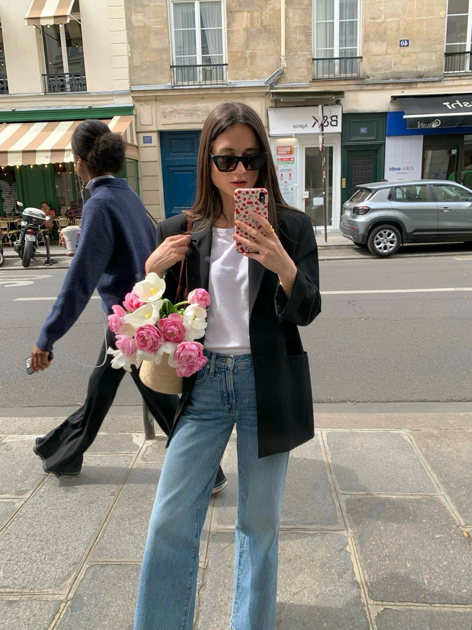 Parisian traffic 👋🏻
