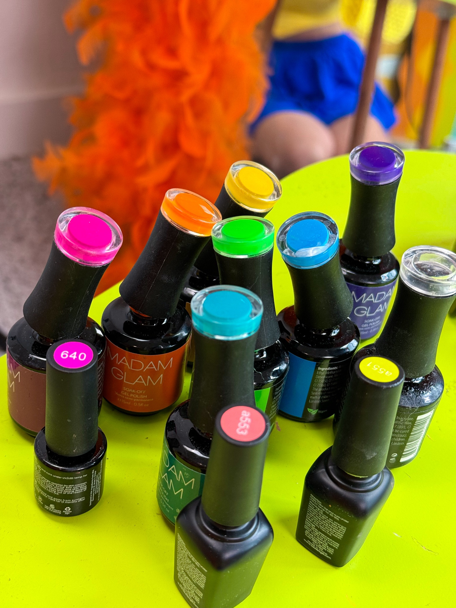Nail day is the best day!!🌈✨ I love painting my nails all different colors & experimenting with color combos!!💅 Plus, this nail polish lasts SO long🤩🌈✨