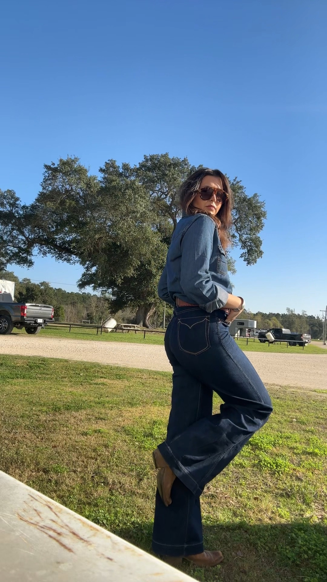 Denim on denim is always the vibe #western #westernstyle #wrangler #ariat #rodeooutgit 

#LTKTall