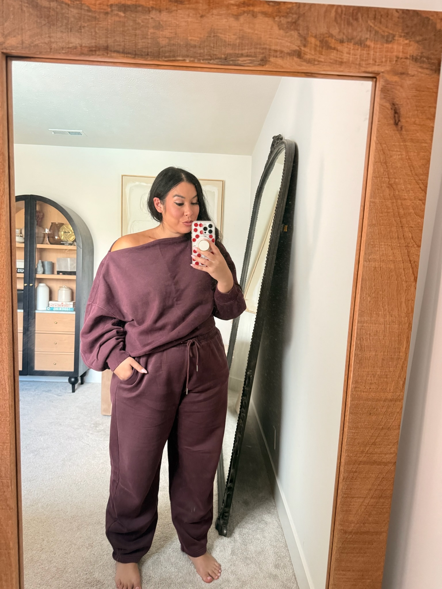 Size XL sweatset!


Women’s fashion, fall fashion, fall style, fall outfits, fall outfit inspo, trendy fashion, chic style, midsize fashion, midsize style 



#LTKStyleTip #LTKOver40 #LTKSeasonal