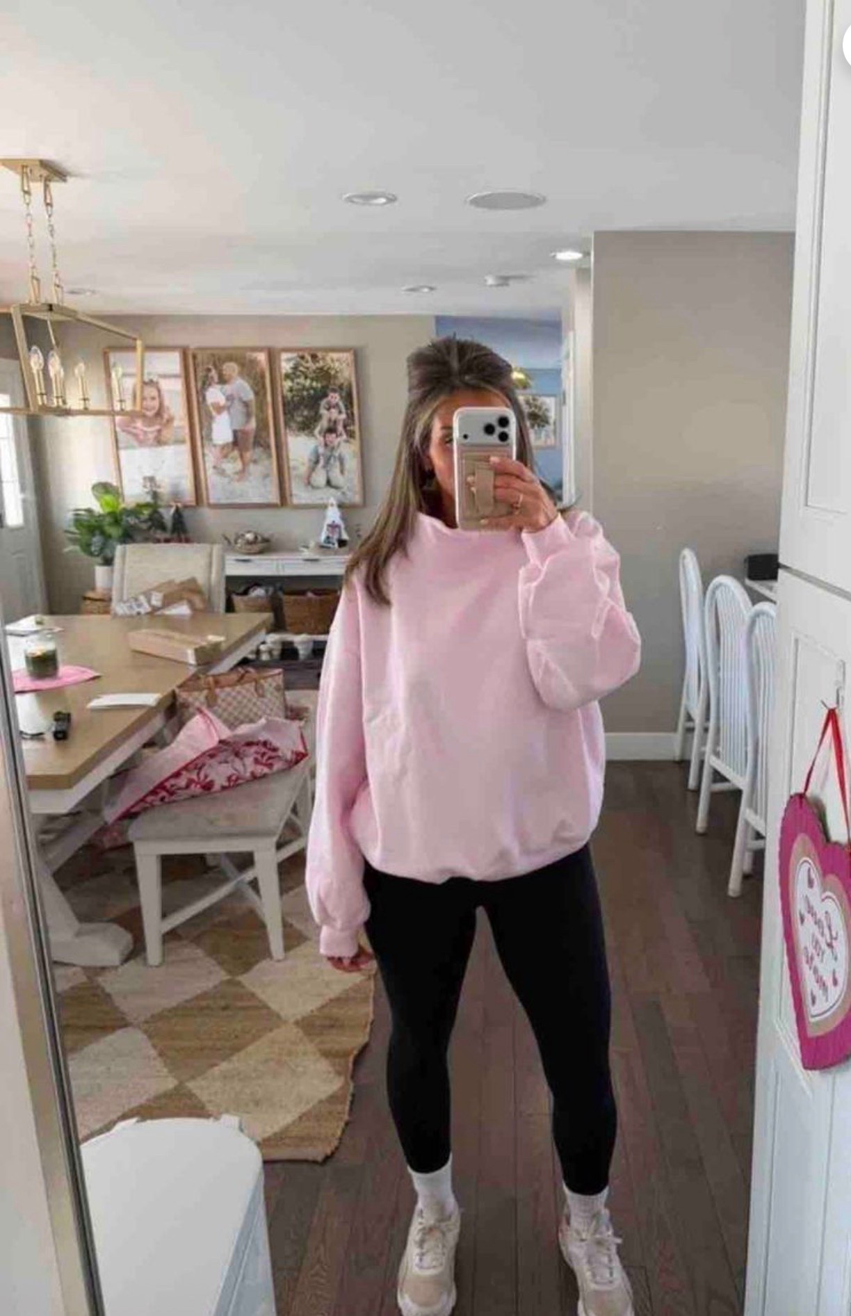 Aritzia crewneck

#LTKgrwm #LTKdayinmylife #LTKootd