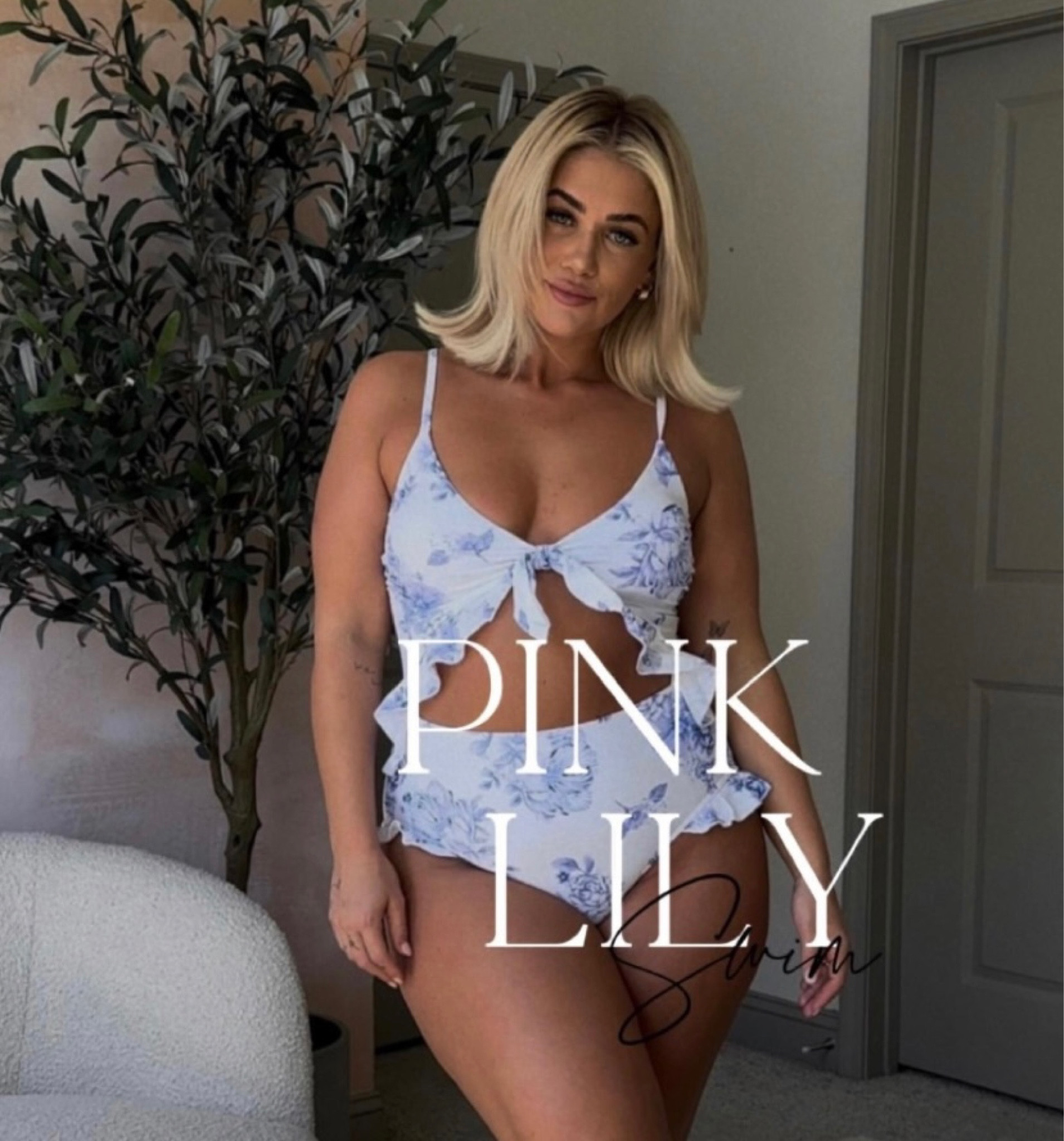 Summer swim favs from pink lily! 

Checkered top // large 
Checkered bottom // XL
Floral // large 
Zebra // large  

#swimwear #pinklily #midsize 