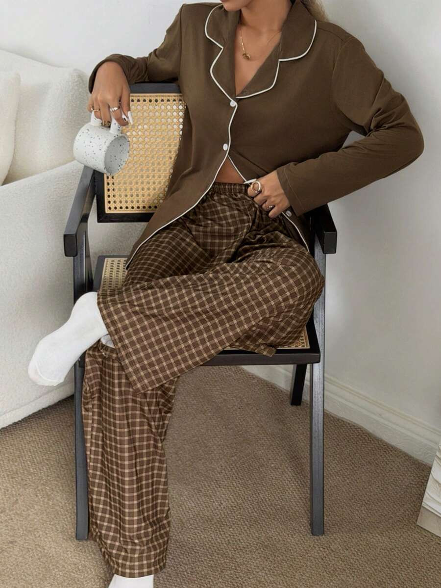 SHEIN Conjunto de pijama a cuadros con cuello y decoración de botones para mujer de Doze Lane, ropa de invierno | SHEIN