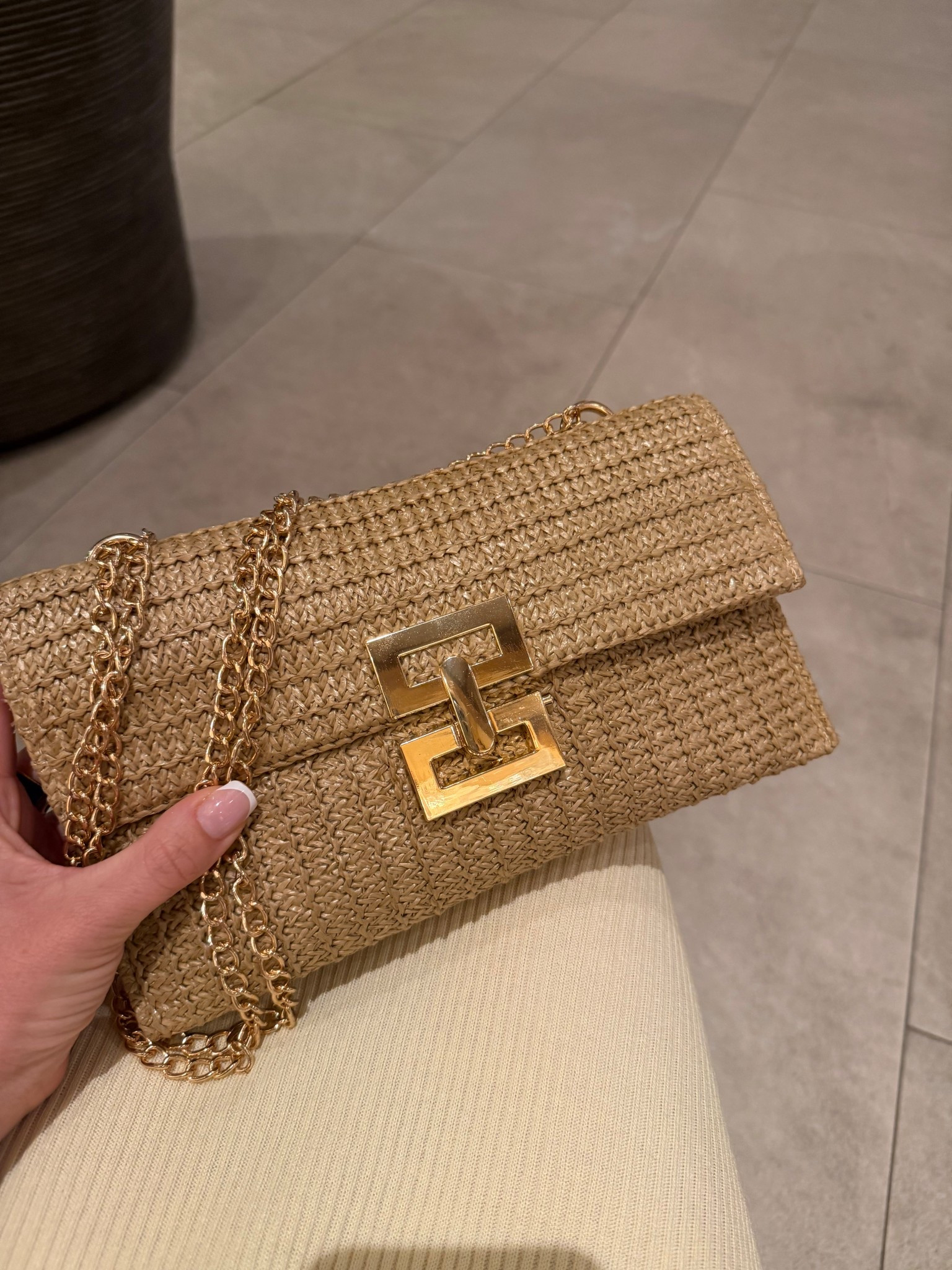Cute purse for vacation 


#LTKmomlife #LTKdayinmylife #LTKSwim