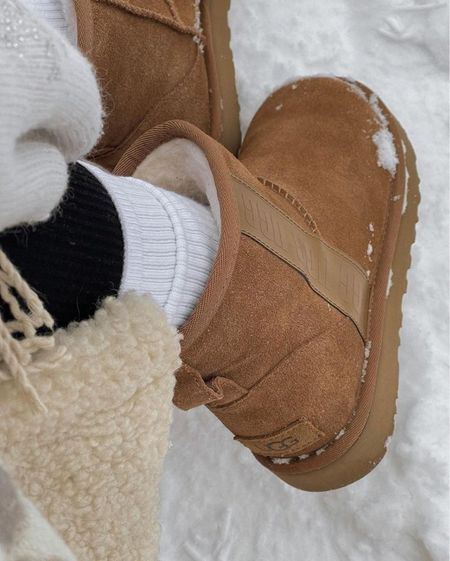The perfect winter boot that compliments any winter outfit! Super cozy

#LTKshoecrush #LTKU #LTKGiftGuide
