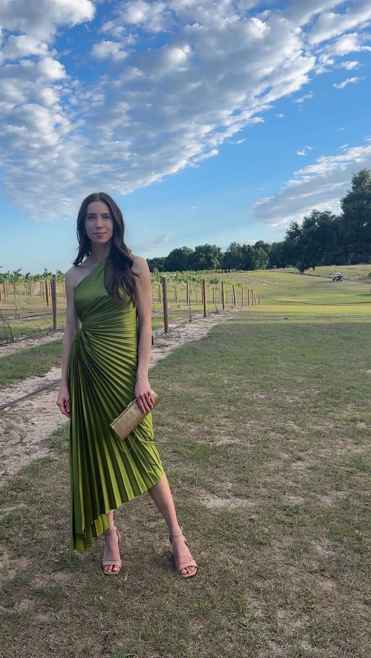 The kind of dress that doesn’t need an introduction ✨💚 

 #LTKootd #LTKTall #LTKWedding